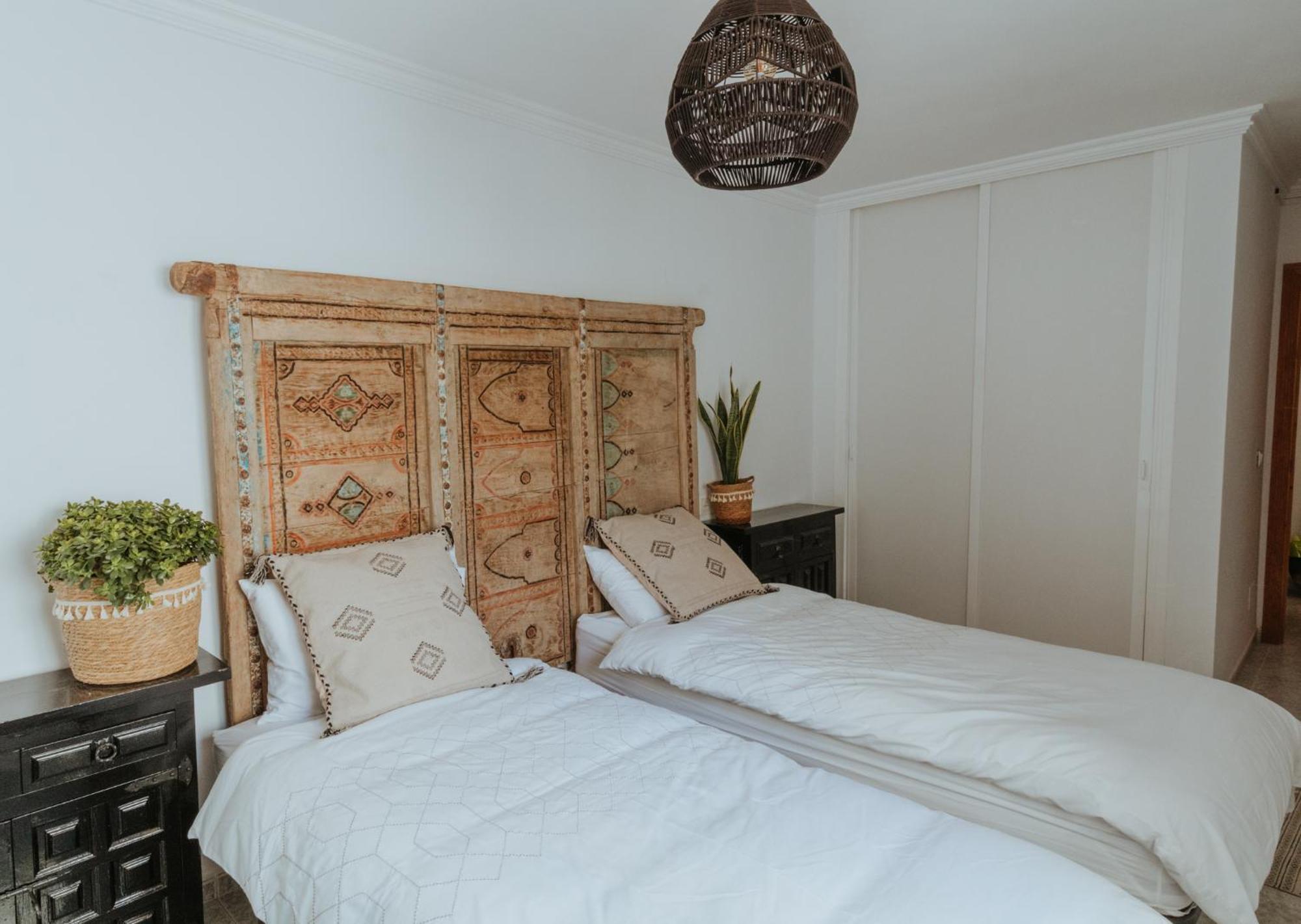 Las Flores Apartments Нерха Екстер'єр фото